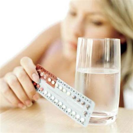 Uống thuốc tránh thai có gây hiện tượng rong kinh